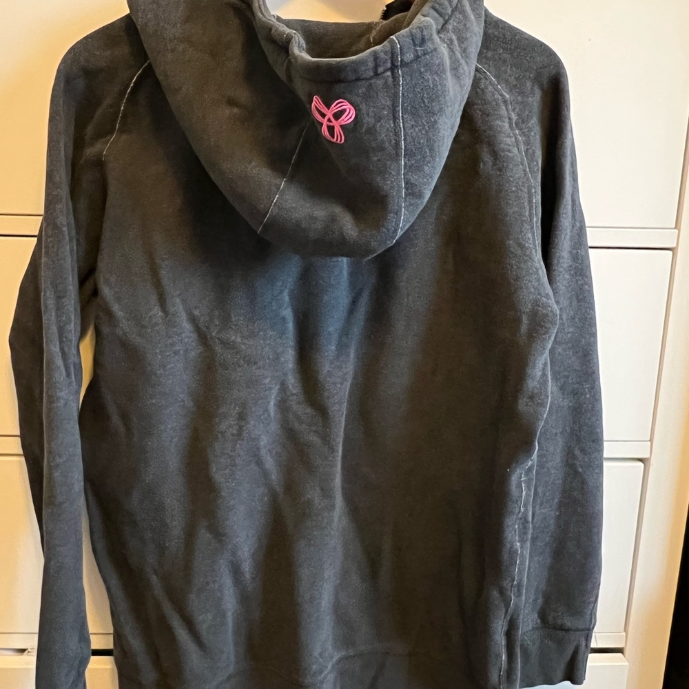 Grey TNA Hoodie // Size XL